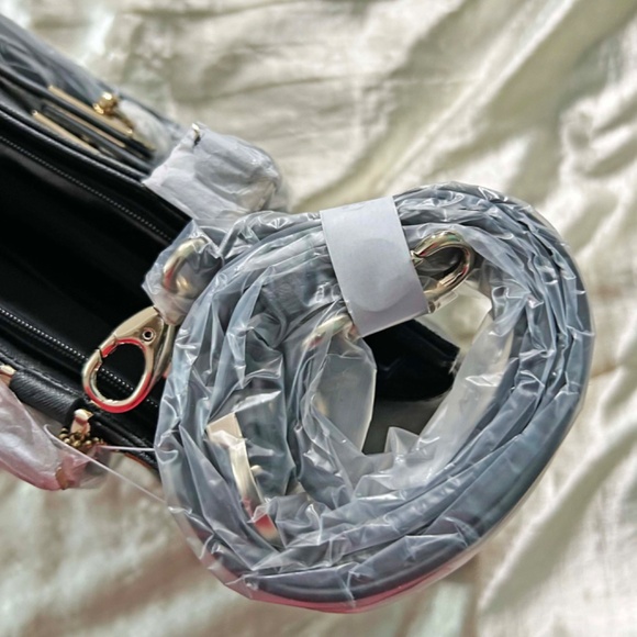 SATCHEL/SHOULDER BAG, DANIER LEATHER, BLACK, POCKETS, FRONT ACCENT LIKE A BIRKIN - Picture 16 of 16